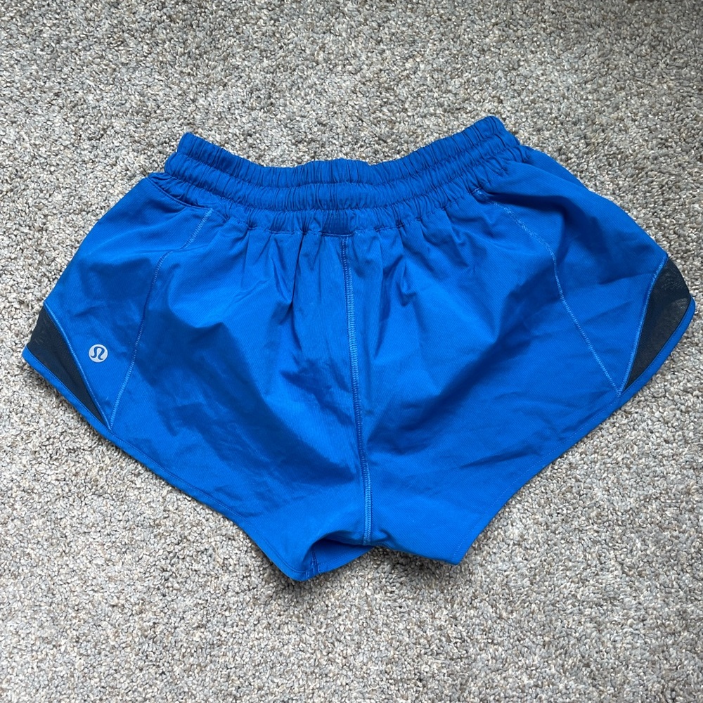 Lululemon Hotty Hot Short II 2.5”